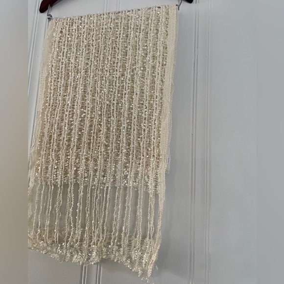 Accessories - NEW Fishnet Fringe Shawl